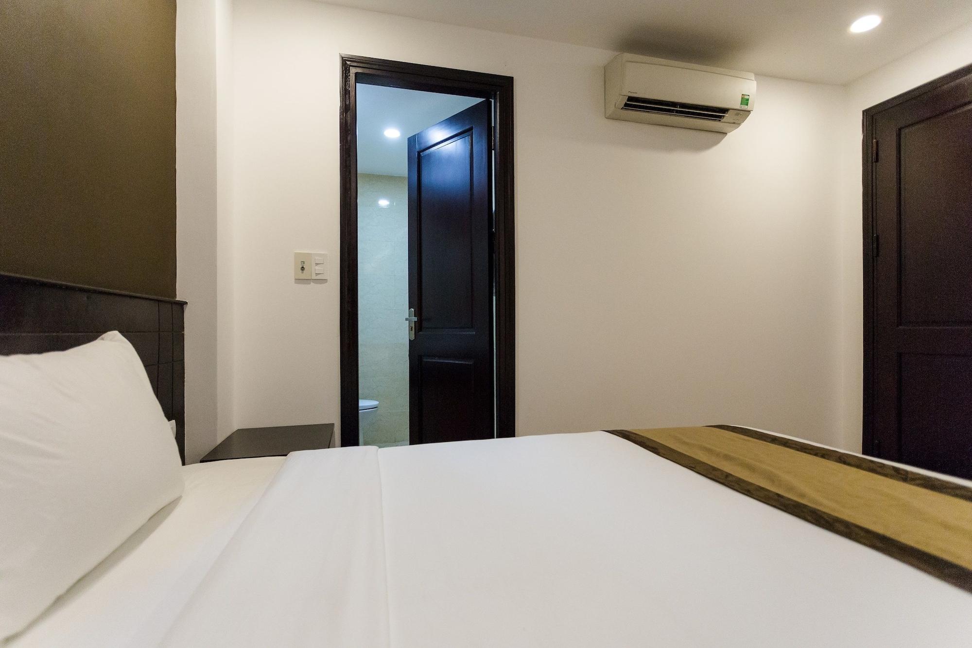 Manchester Hotel Дананг Екстер'єр фото