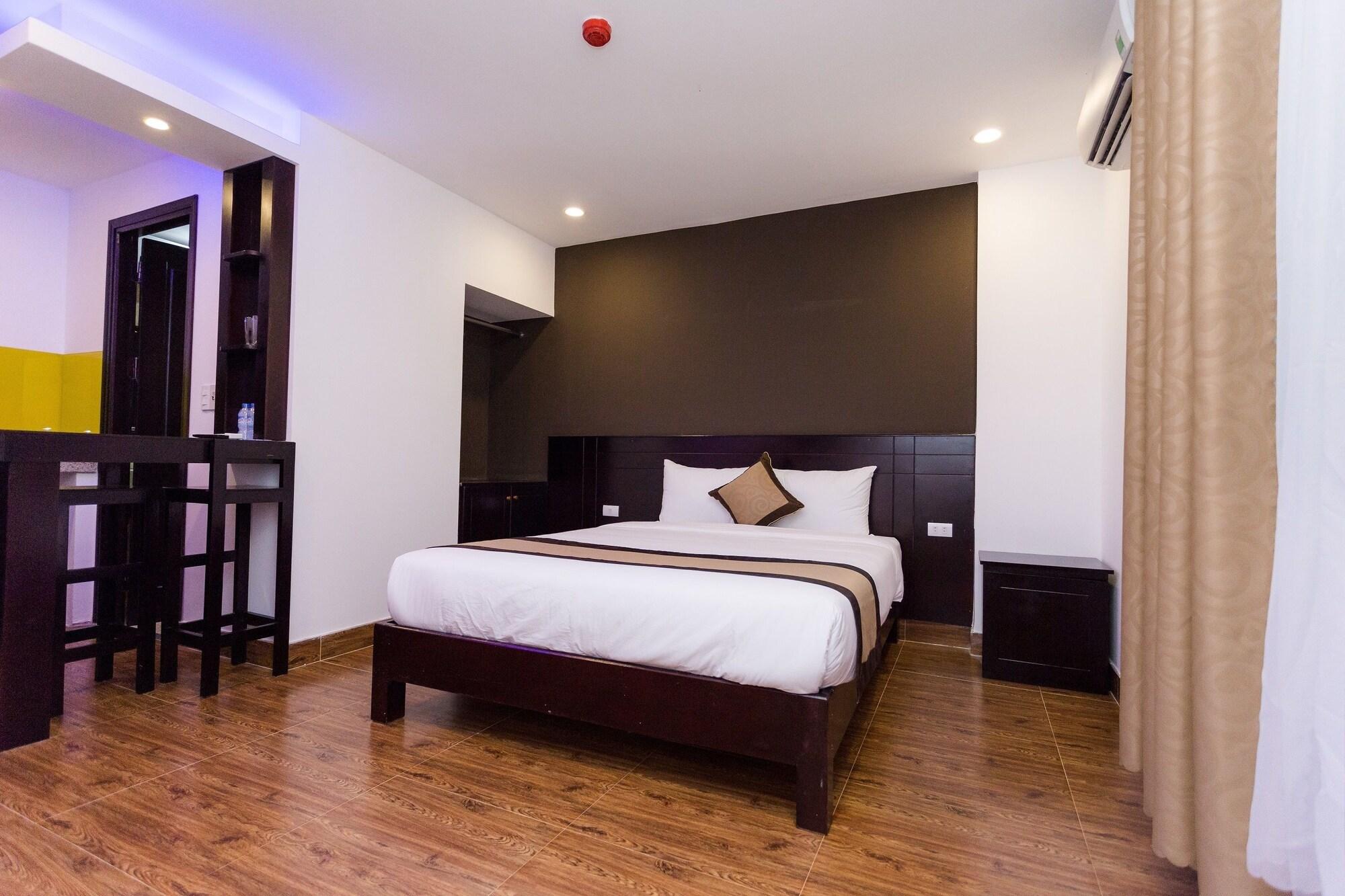 Manchester Hotel Дананг Екстер'єр фото