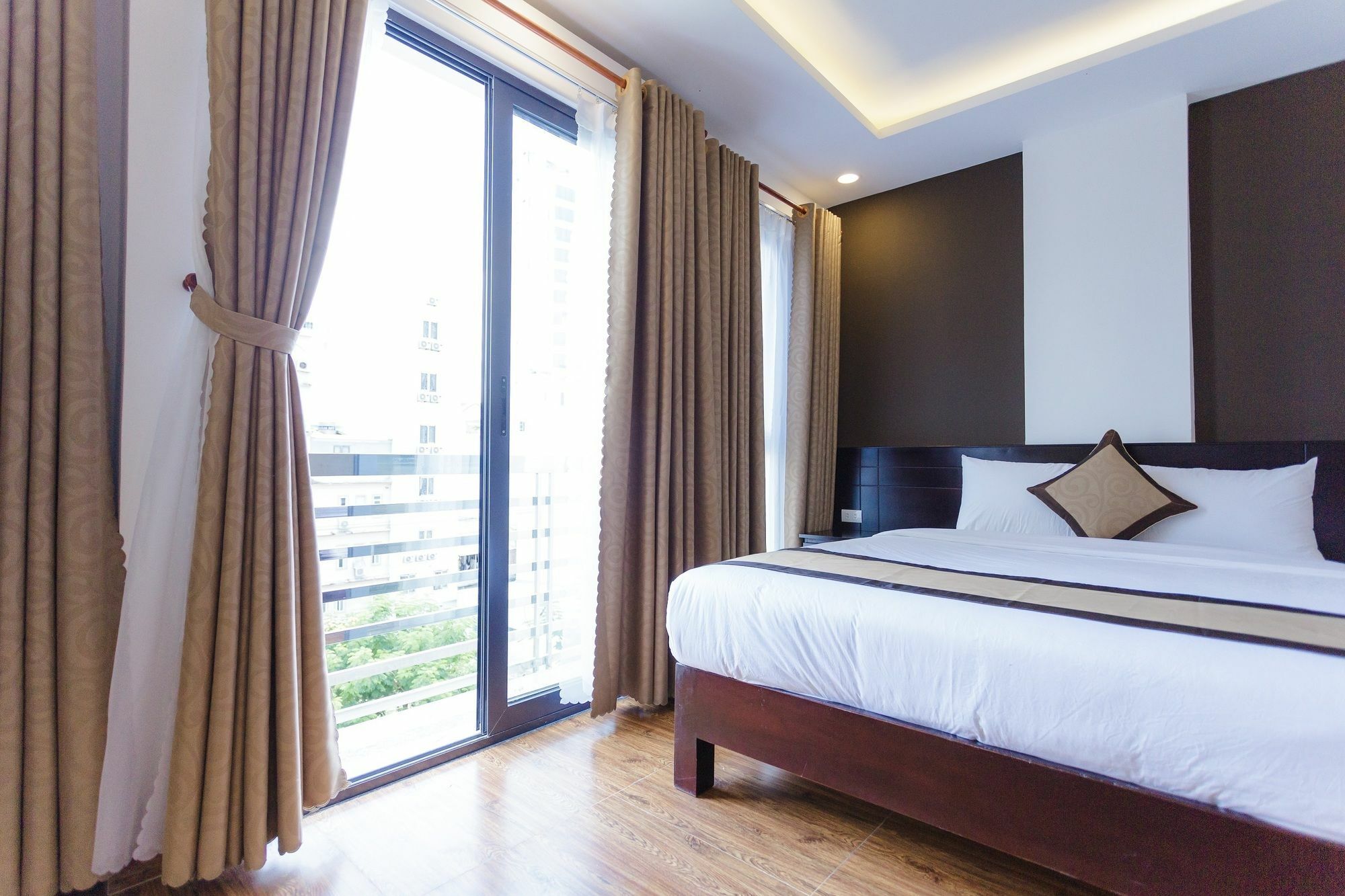 Manchester Hotel Дананг Екстер'єр фото